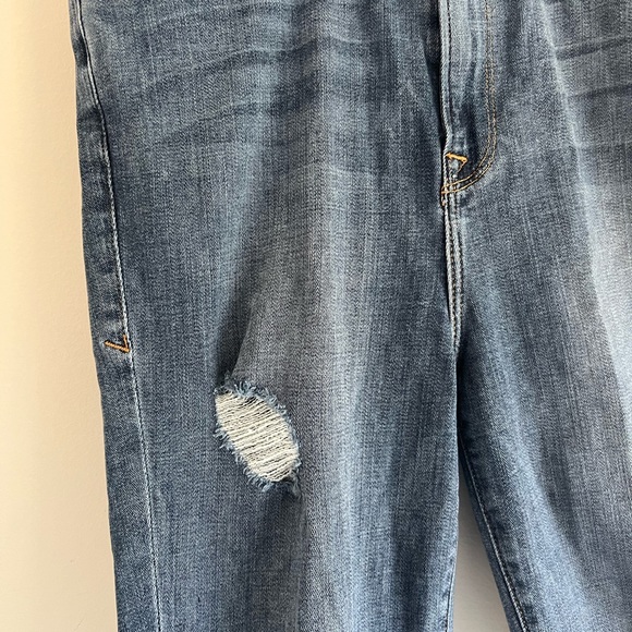 Good American ‘Good Waist’ high rise distressed skinny jeans. 14/32 - Picture 2 of 11